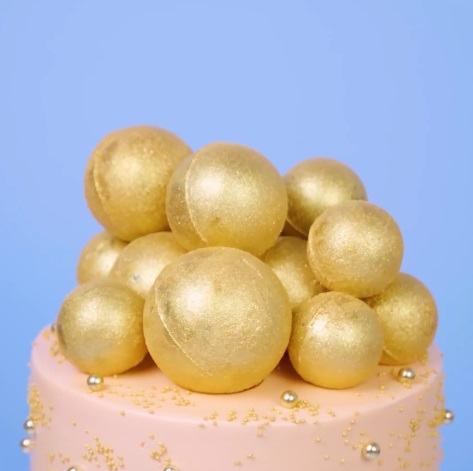  The Peach Perfect  - DIY Cake