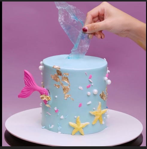 The Blue Marine Experience - DIY Cake
