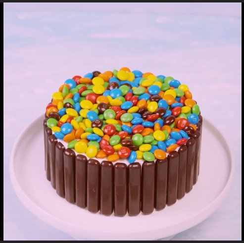 The Checkerboard Choco Barricade - DIY Cake